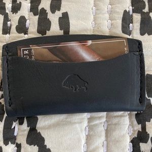 Ezra Arthur leather wallet
